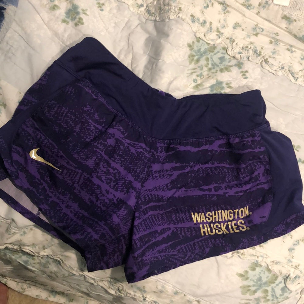 University of Washington, UW Huskies Nike Shorts